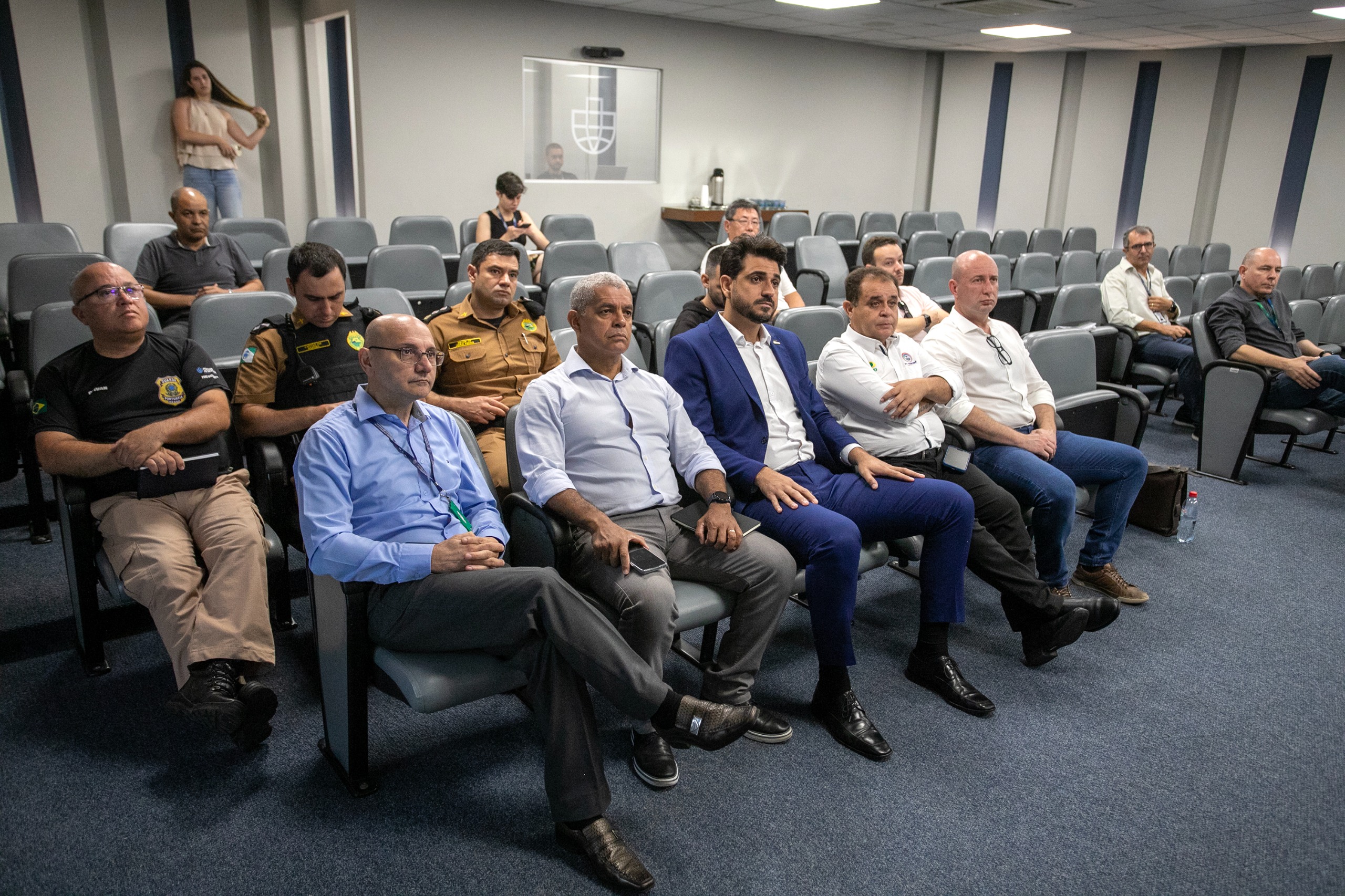 Reunião em Paranaguá aborda furto de carga de grãos em rodovias de acesso ao Porto